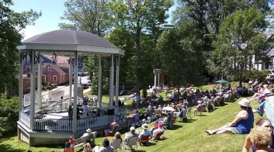 Bandstand restoration set for next week