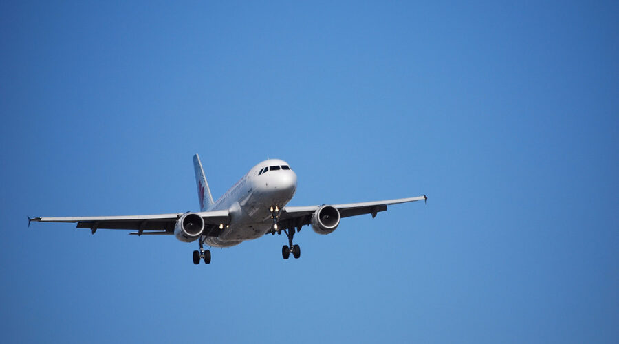 Union says flight attendants to continue strike