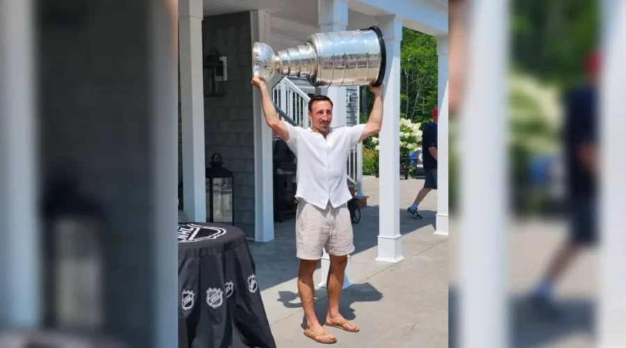 Marchand celebrates Stanley Cup with friends, family in HRM