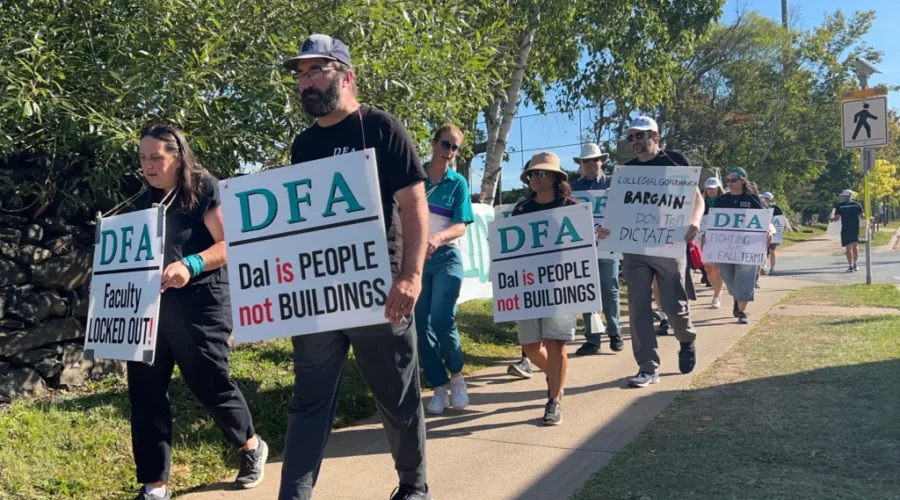 DFA calls for end to lockout as petition targets university president