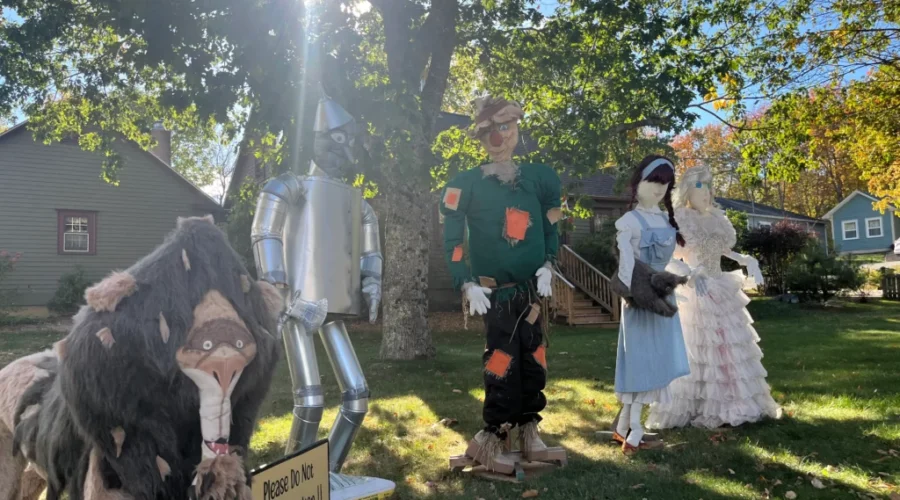 Scarecrow Festival brings fall spirit to Mahone Bay