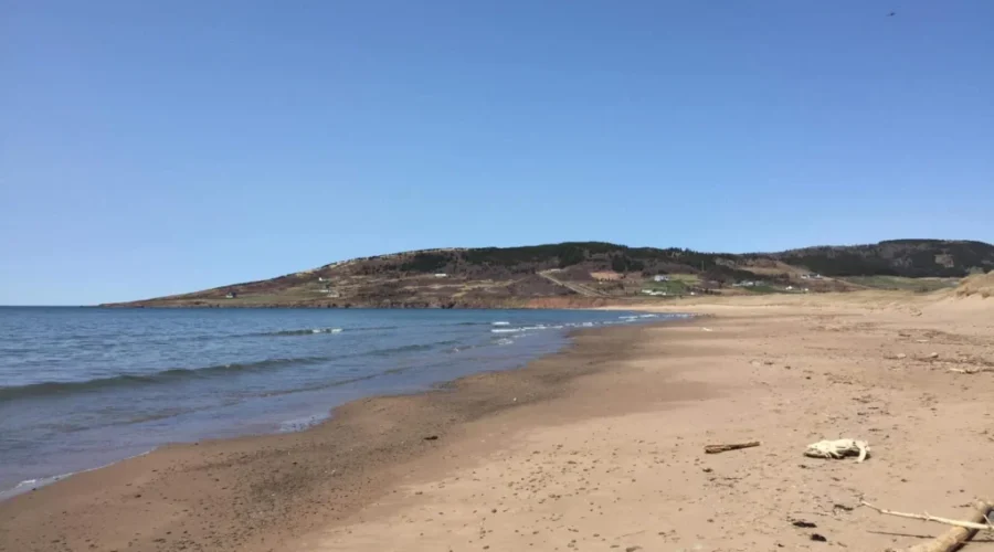 Talks about golf course at West Mabou Beach