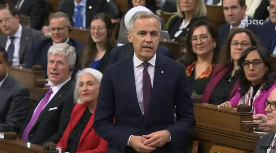 Federal budget passes in House of Commons
