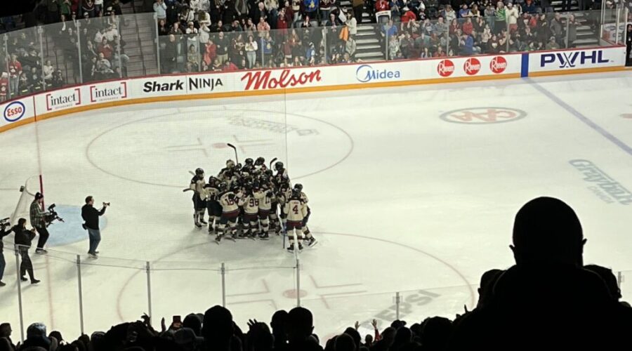 Victoire defeat Sceptres in thrilling PWHL game in Halifax