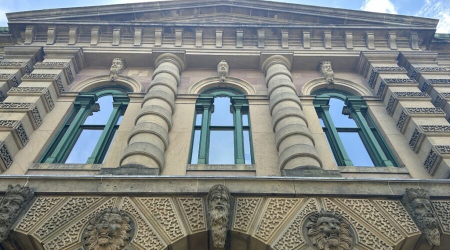 Teen allegedly associated with violent extremist group has 4 out of 5 charges dropped