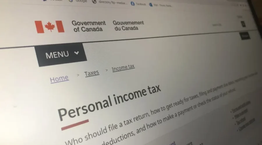 Canadians can start filling their income tax forms