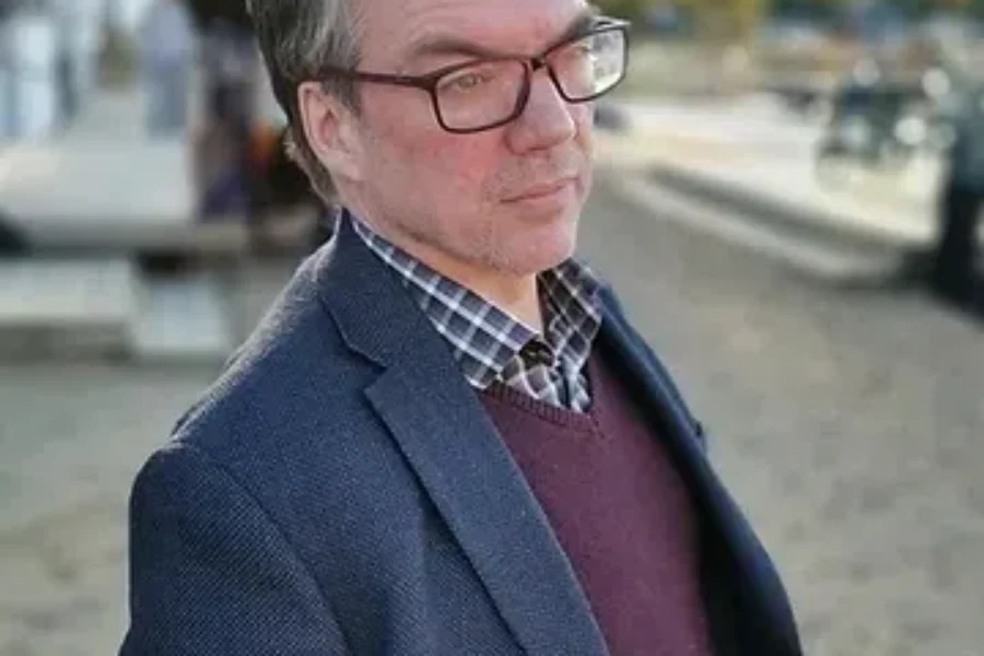 Podcast: Michael De Adder Talks About the Challenges of Being A Political Cartoonist