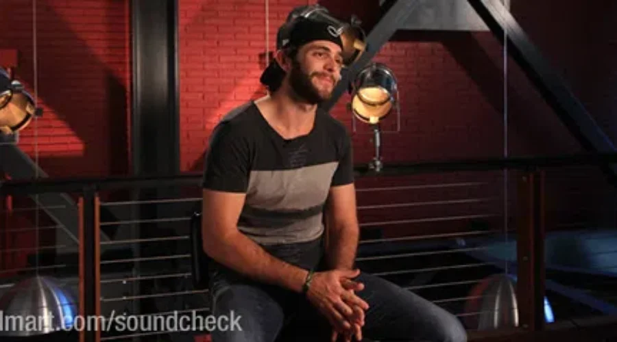 WATCH: Thomas Rhett Performs New Songs From Home.”What’s Your Country Song” and “Ya Heard”!