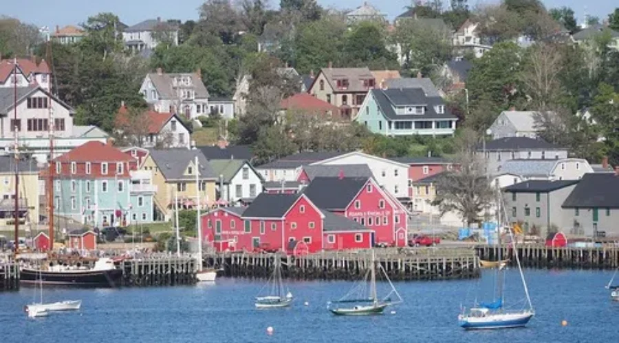 Here’s How You Can Be Part Of Lunenburg’s Canada Day Video!!!