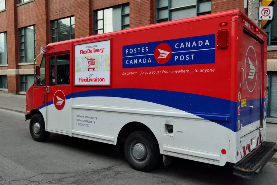 Canada Post’s Holiday Shipping Deadlines For 2023