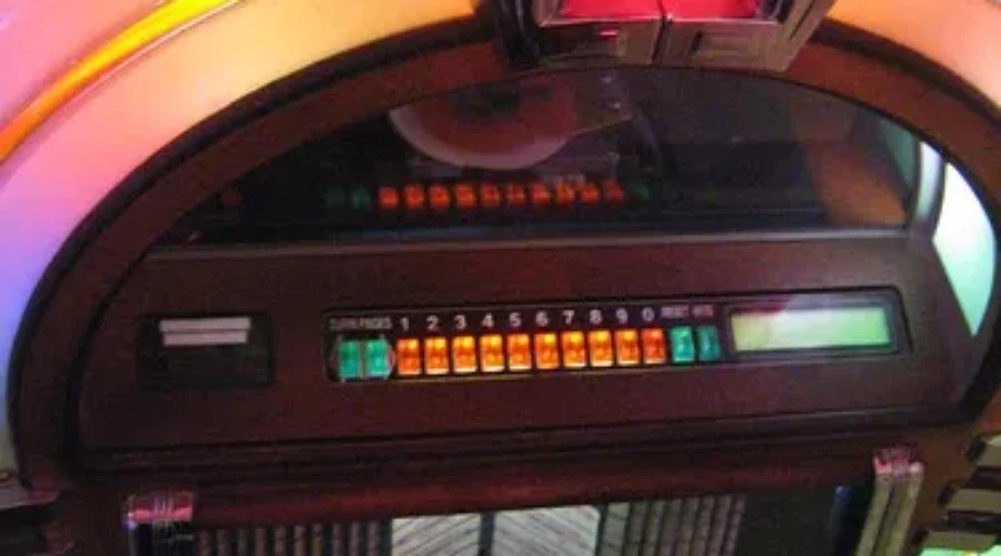 Stereo Or Stream OR Signal