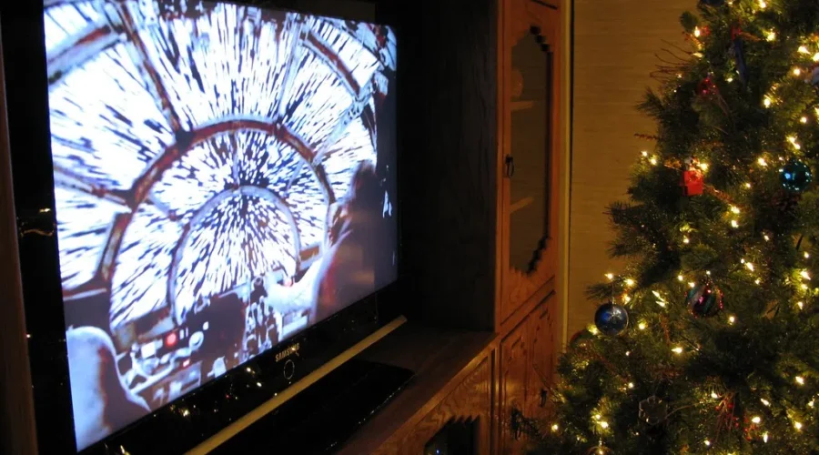 Festive TV Is In Full Swing! And It’s Not Only Antique Trucks Delivering Trees And Love To Decorated Barns