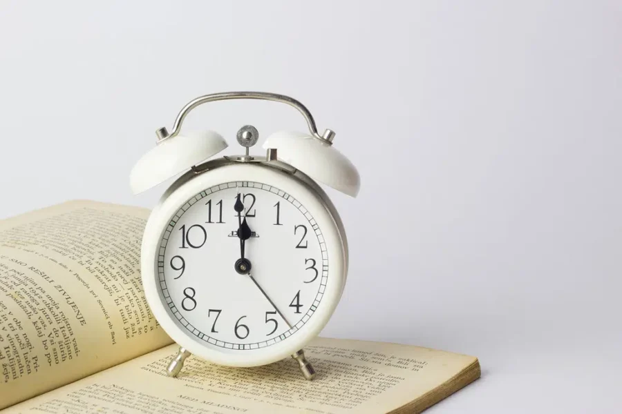 Tips To Help Adjust To The Dreaded Time Change This Weekend!!!
