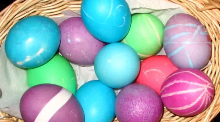 Time To Color Some Eggs…Here’s A Little Help!!!
