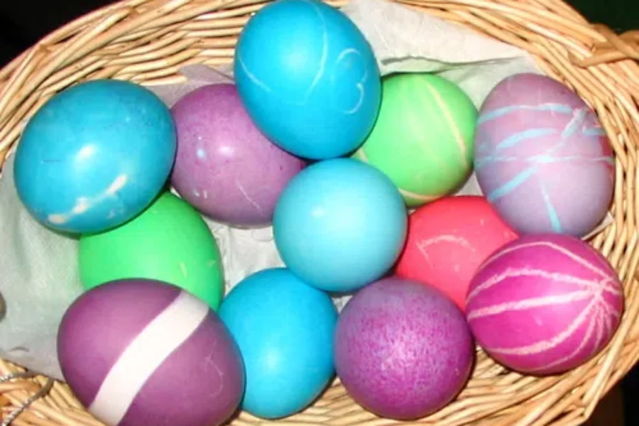 Time To Color Some Eggs…Here’s A Little Help!!!