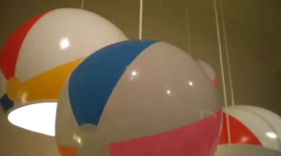 WATCH: Miranda Lambert VS A Beach Ball.