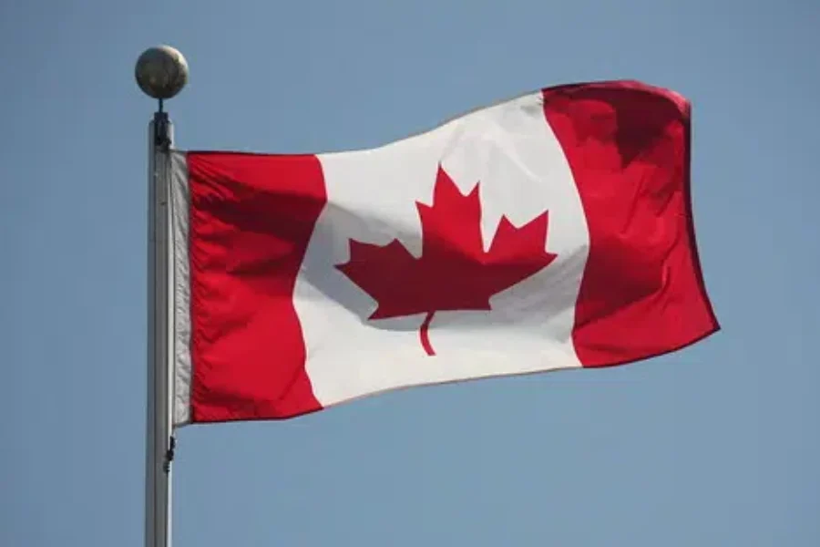 The Town Of Lunenburg Is Calling All Lunenburg Residents To Show Their Canadian Spirit!