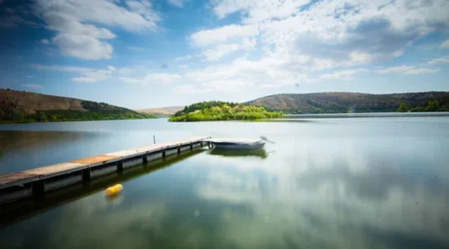 Plan On Stay-Cationing This Year? Why Not Try Airbnbs!!