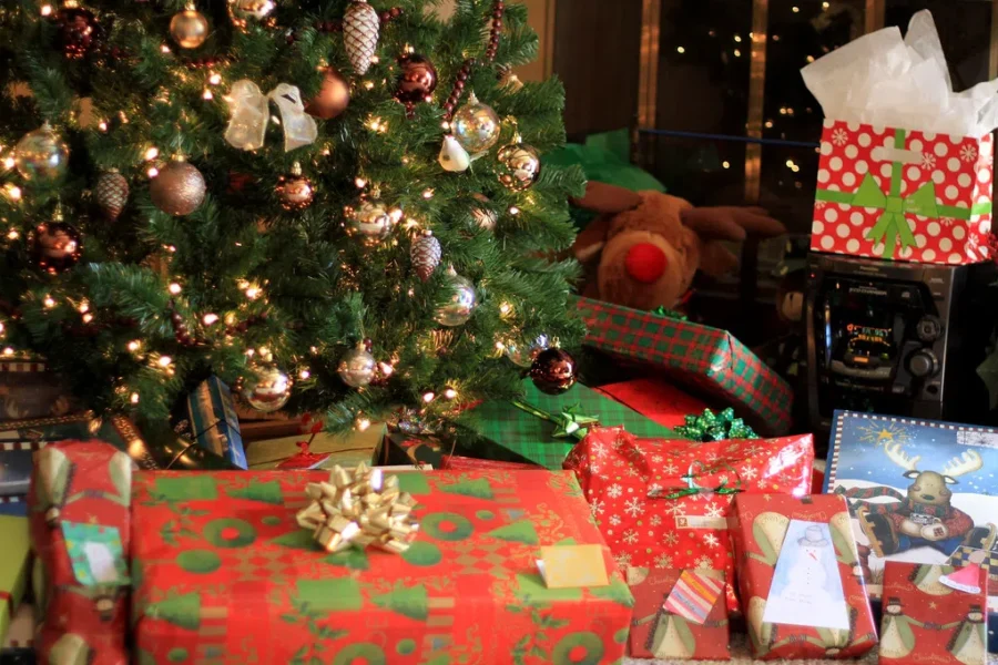 Perfect Inexpensive Gift Ideas AND The 12 Days of Christmas Cost For 2022