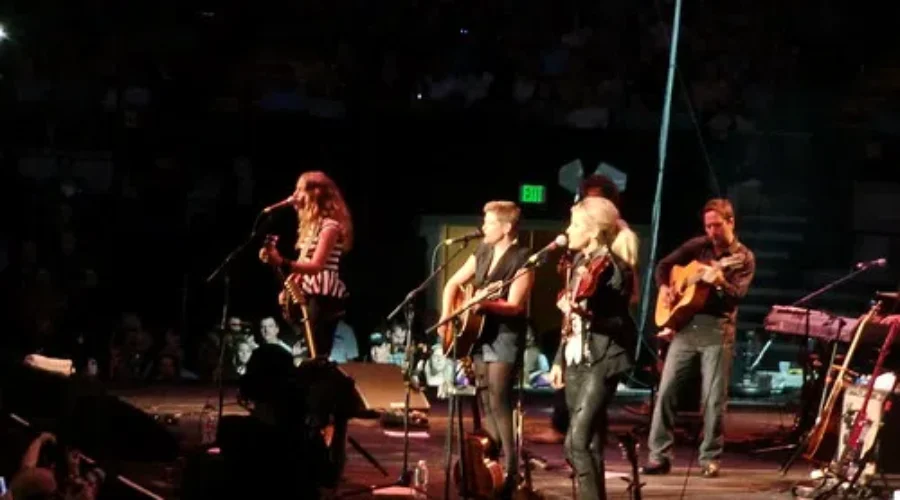 LISTEN: The Dixie Chicks Have Changed Their Name to “The Chicks, And They Have Released A New Political Single “March March”.