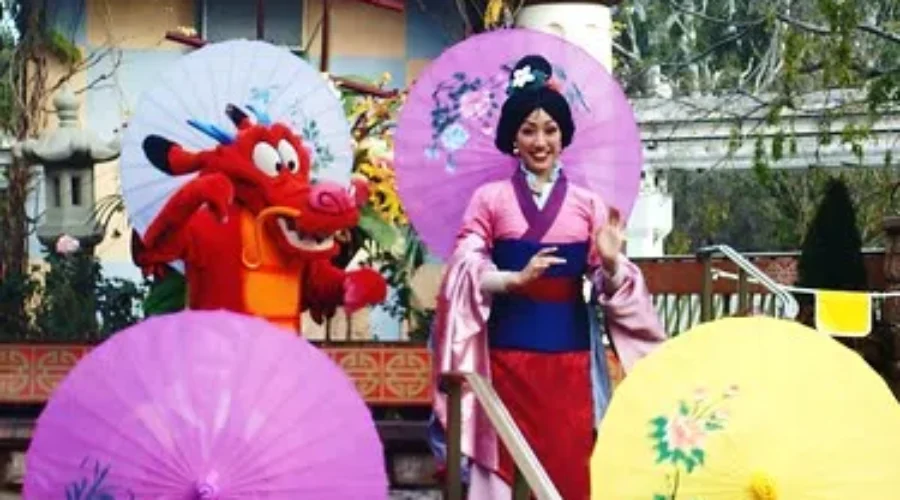 WATCH: “Mulan” With No Mushu? Wait A Second….