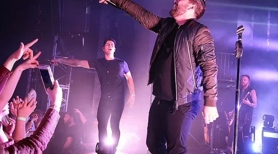 WATCH: Dan+Shay Join Elmo On “The Not So Late Show”!!