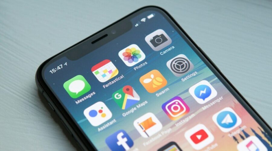 Switching or cancelling internet and cellphone plans is about to get easier
