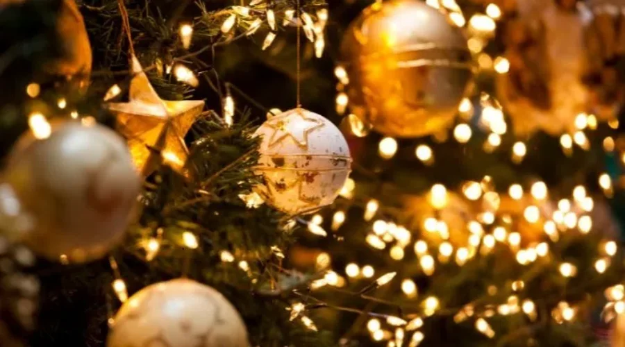 The Boston’s tree lighting ceremony virtual broadcast will be Tonight!! Here’s all the details and how to watch it!!