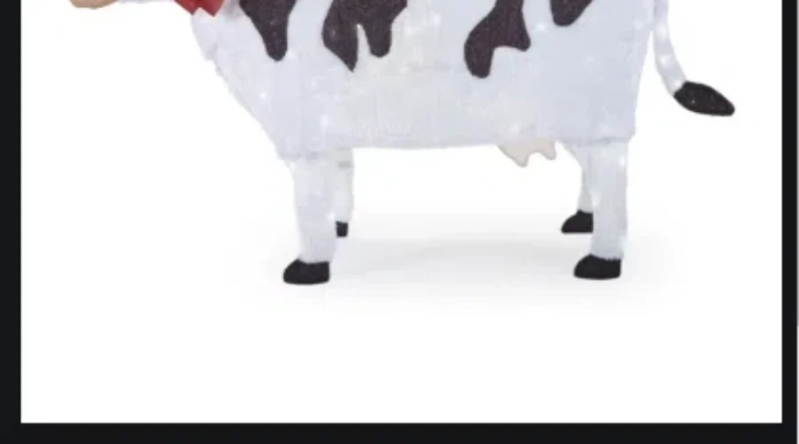 “Mooooo”ve Over Reindeer, There’s a New Lawn Ornament In Town!!!!