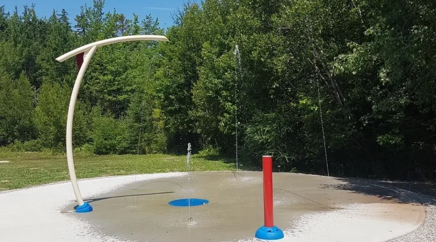 A Great Way To Beat The Heat!!! The Pine Grove Outdoor Play Park Offically Has It’s New SPLASH PAD!!!