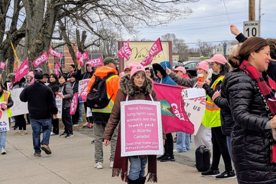CUPE calls on all locals to put pressure on N.S. heading into week six of strike