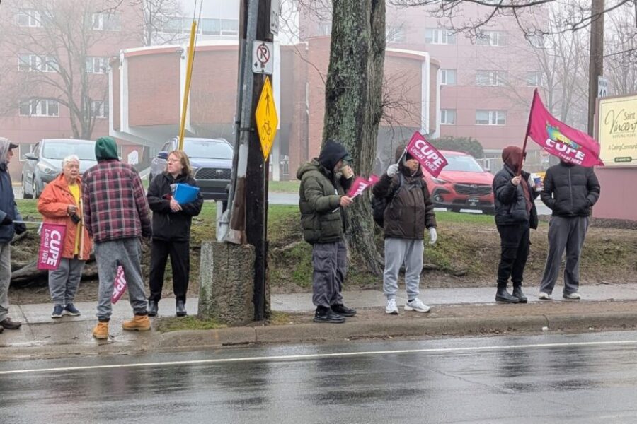 Exhaustion mounting for long-term care workers after three weeks on picket lines
