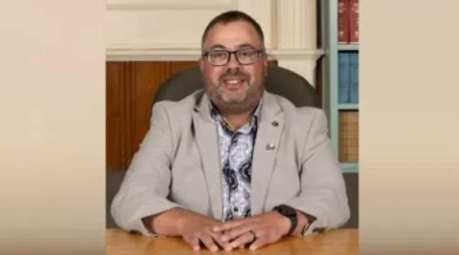 Lunenburg taxi company accuses mayor of threats, attempted quid pro quo after late-night incident